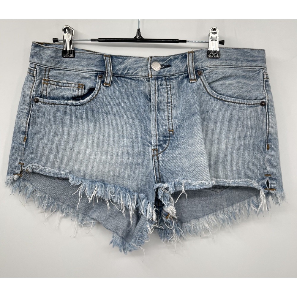 Free People 29 We The Free Denim Shorts Womens Light Blue Raw Hem Cutoffs